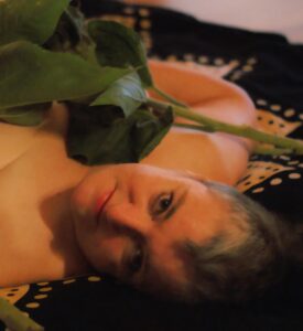 IMG-20251010-Yvonne liegend